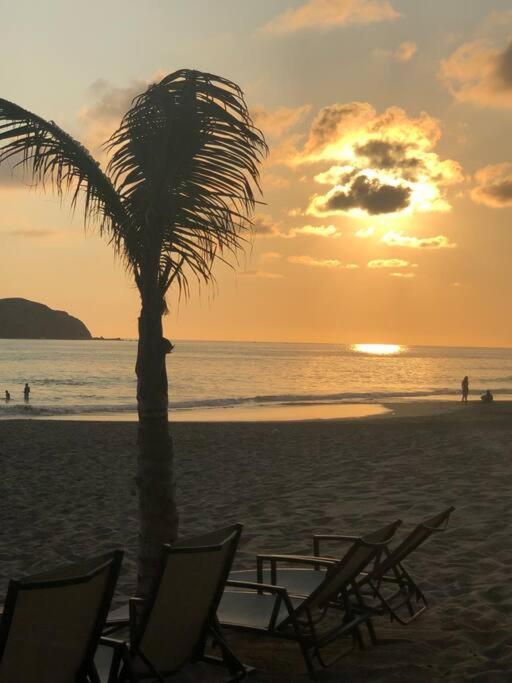 Bay View Grand Marina Ixtapa Condo En Pie De Playa Buitenkant foto