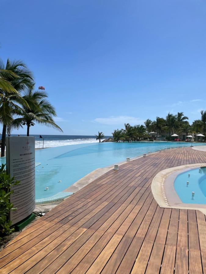 Bay View Grand Marina Ixtapa Condo En Pie De Playa Buitenkant foto