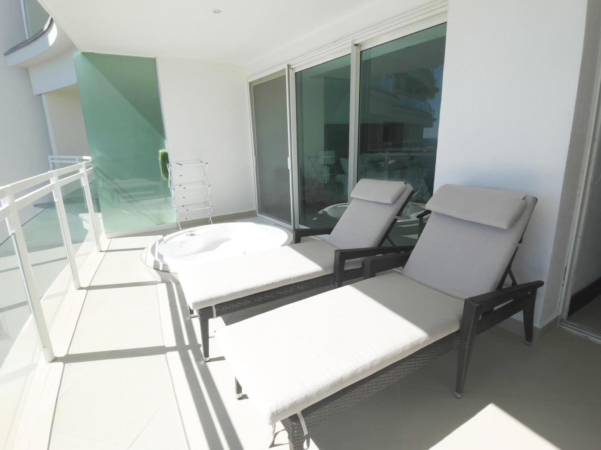 Bay View Grand Marina Ixtapa Condo En Pie De Playa Buitenkant foto