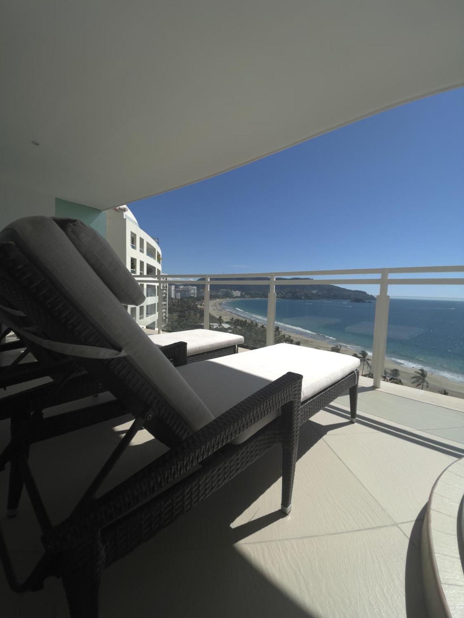 Bay View Grand Marina Ixtapa Condo En Pie De Playa Buitenkant foto